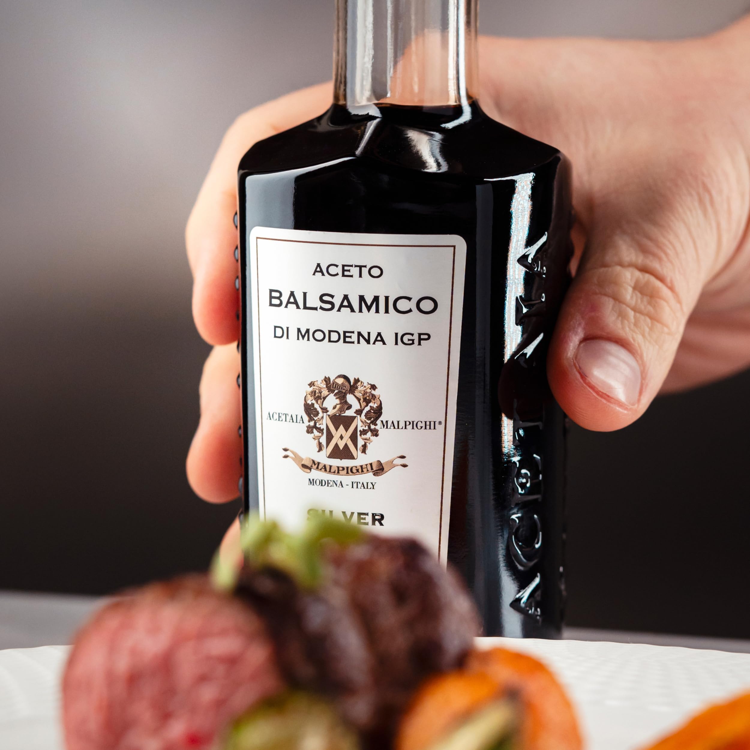 acetaia-malpighi-argento-balsamico-essig-igp-silber-250-ml image 4